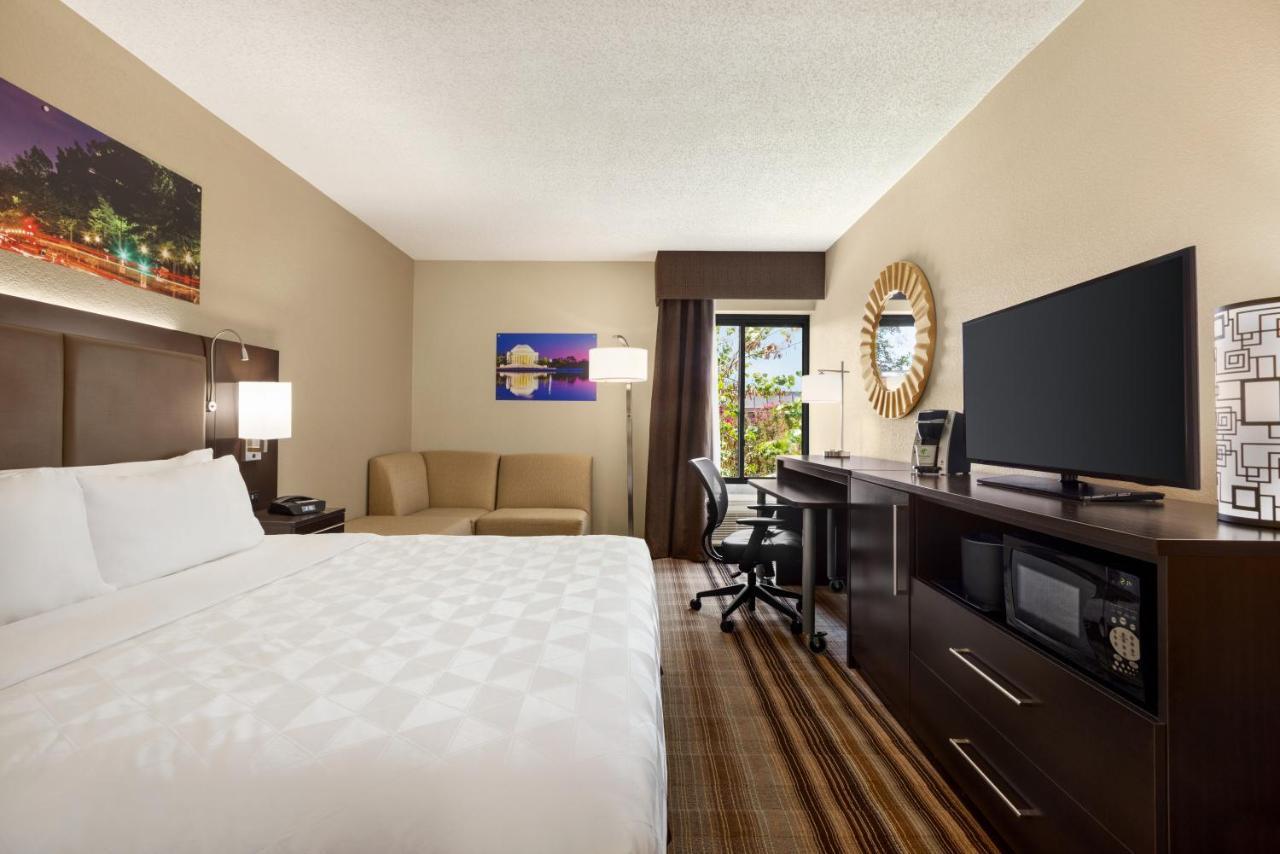Standard King Room,1281125647:JPEG
